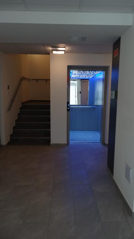 Sweet Home Apartment เยอร์ ภายนอก รูปภาพ